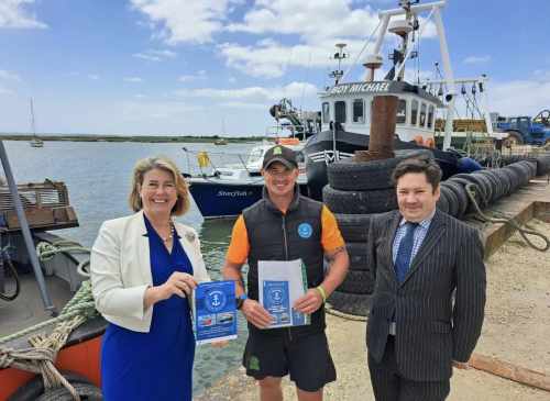 Leigh On Sea News. Supporting New Venture - SOUTHEND West MP is supporting a new boat trip venture, established by a Leigh businessman.