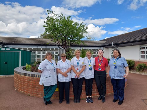 Leigh On Sea News. Therapy garden revamp - STAFF at a Rochford care centre have revamped the gardens of the rehabilitation units, with support from local businesses.