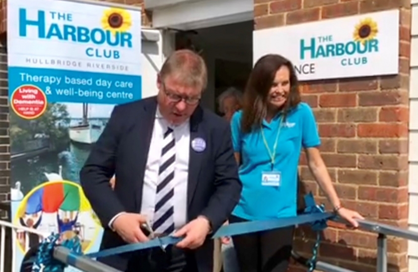 Leigh On Sea News. MP Re-opens Club - THE MP for Rayleigh and Wickford officially reopened a day care centre for people with dementia, at its new home in Hullbridge village.