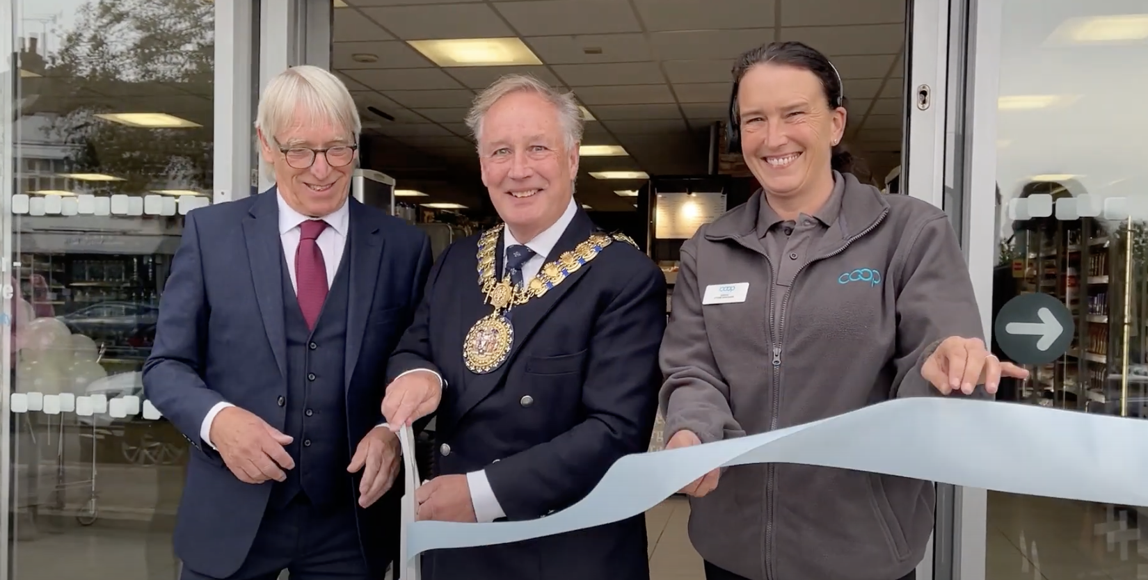 Leigh On Sea News. Leigh Co-op reopened - The Mayor of Southend reopened the Leigh Co-op on the London Road.