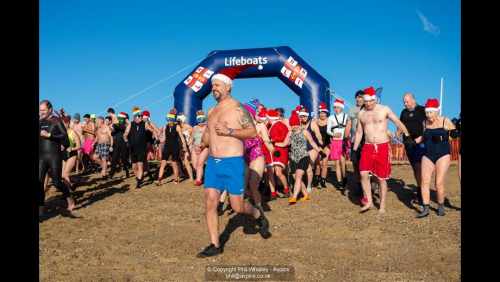 Leigh On Sea News: Take RNLI’s Plunge - SOUTHEND RNLI (Royal National Lifeboat Association) is encouraging brave participants to take part in a freezing cold dip in the Southend Estuary on Boxing Day.