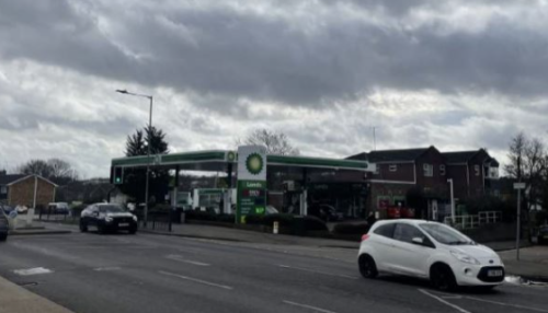 Leigh On Sea News: Opposition To Flats Plan - RESIDENTS in Eastwood are opposing proposals to replace the BP service station with 29 new flats.