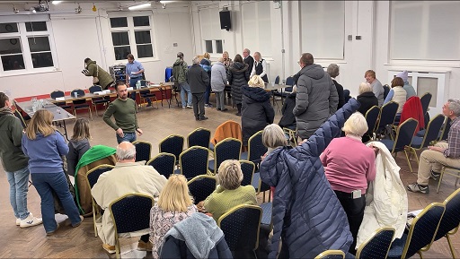 Leigh On Sea News: Council Meeting Suspended - STUNNED members of the public were left to see themselves out of the latest Leigh Town Council (LTC) meeting, after Chairman Bernard Arscott responded to interruptions from a member of the public, by suspending the meeting.