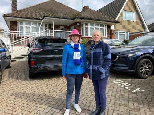 Leigh On Sea News: GP Surgery Campaign - A CONSERVATIVE candidate for Eastwood Park has launched a petition against a consultation to close a local GP and merge it with another.