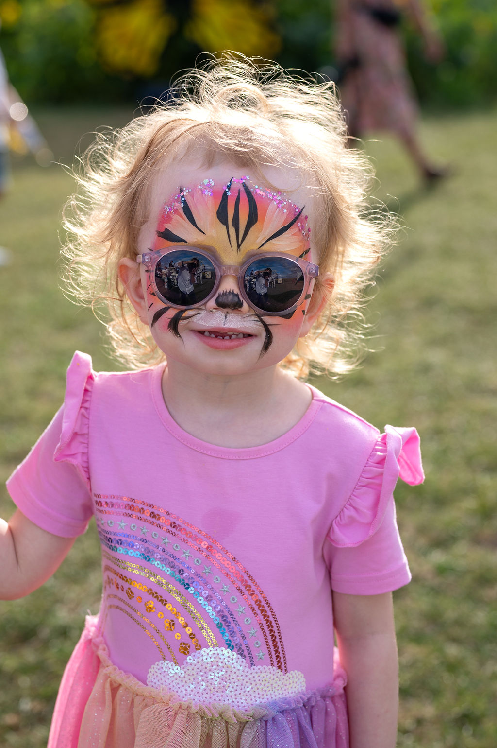 Leigh On Sea News: Charity’s Family Day - A LEIGH charity held a special Sunflowerfest to bring fun to twenty-one Essex families affected by childhood cancer.