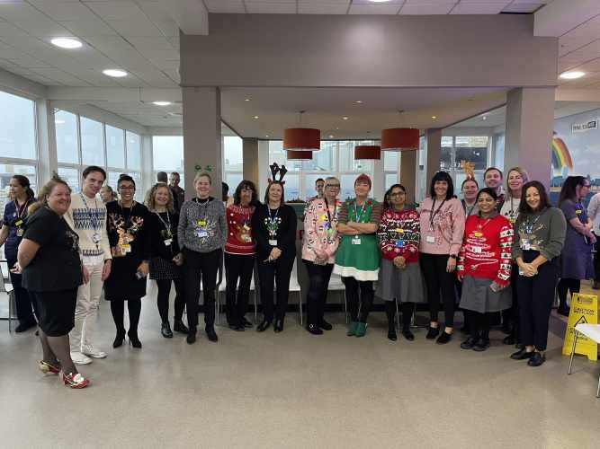 Leigh On Sea News: Christmas Jumper Day - WORLD Christmas Jumper Day (December 12) was a chance to ‘pull together’ for a worthy cause.