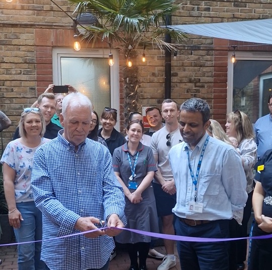 Leigh On Sea News: Hospital Courtyard Transformed – A HEARTFELT tribute to a beloved wife and mother has blossomed into a serene garden space at Southend Hospital, offering solace to patients, families and staff. Leigh On Sea News: Hospital Courtyard Transformed - A HEARTFELT tribute to a beloved wife and mother has blossomed into a serene garden space at Southend Hospital, offering solace to patients, families and staff.