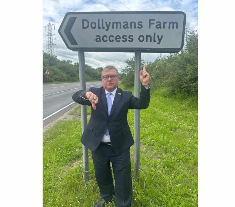 Leigh On Sea News: “Trojan Horse” Plan – A SOUTH Essex MP has slammed plans to build 1,300 houses in his constituency as a “Trojan Horse” for even larger development, later on. Leigh On Sea News: “Trojan Horse” Plan - A SOUTH Essex MP has slammed plans to build 1,300 houses in his constituency as a “Trojan Horse” for even larger development, later on.