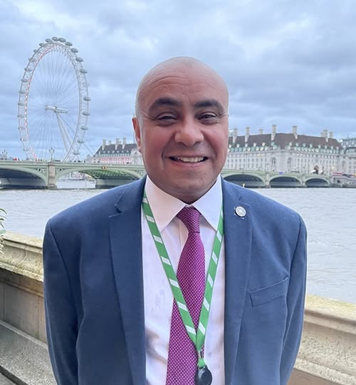 Leigh On Sea News: MP Supports PM – MP David Burton-Sampson has expressed his support for Andy Burnham, the new Prime Minister.
